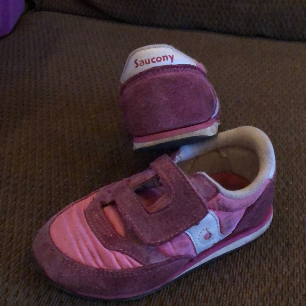 7.5 toddler girls saucony shoes